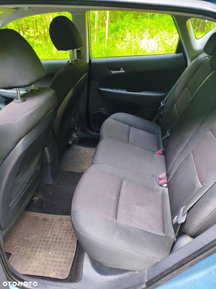 Hyundai i30 1.6 Comfort - 3