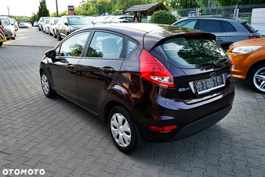 Ford Fiesta - 6
