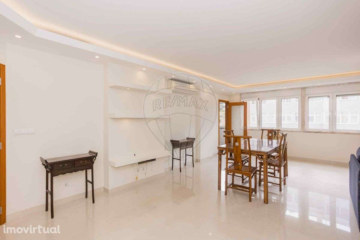 Apartamento T3 para arrendamento - Grande imagem: 2/28