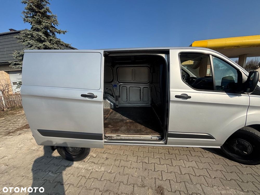 Ford Transit Custom - 24