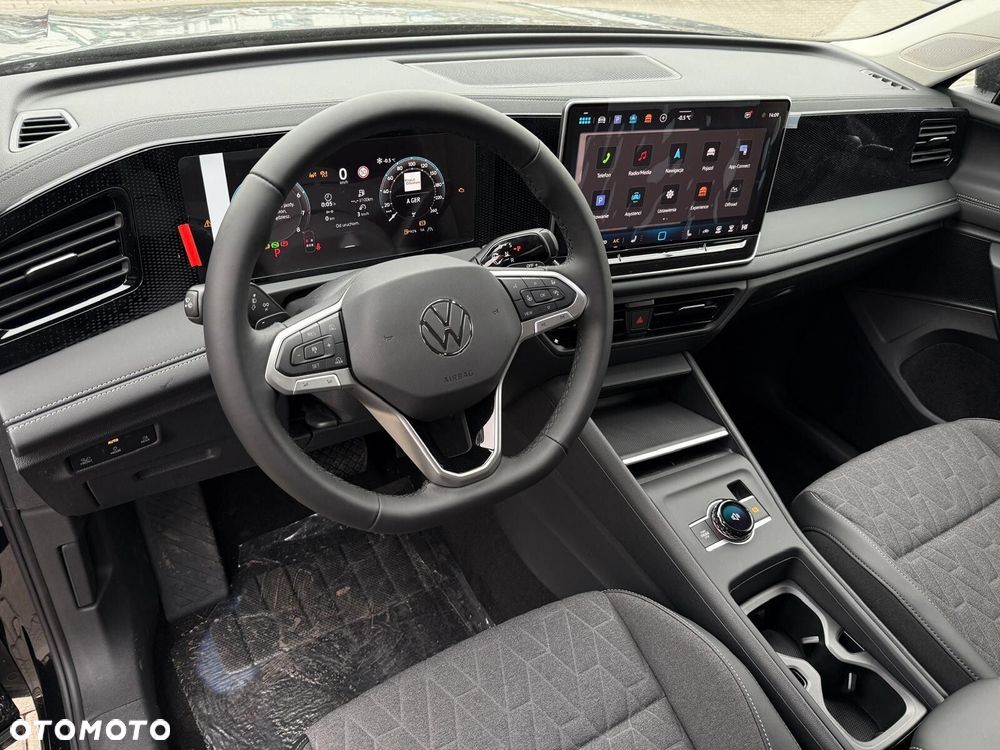 Volkswagen Tiguan - 9