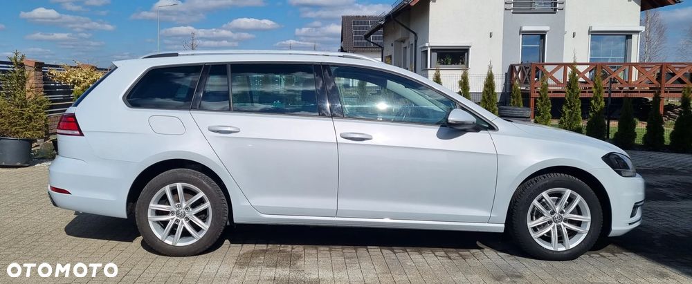 Volkswagen Golf 2.0 TDI (BlueMotion Technology) Comfortline - 4