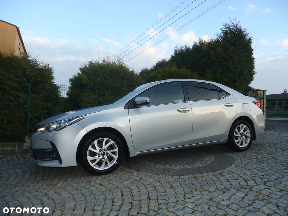 Toyota Corolla 1.6 Comfort - 4