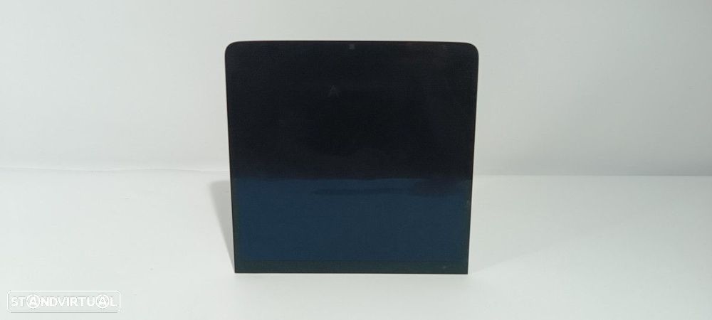 TELA/ECRÃ MULTIFUNÇÕES MERCEDES EQS 450+ - 1