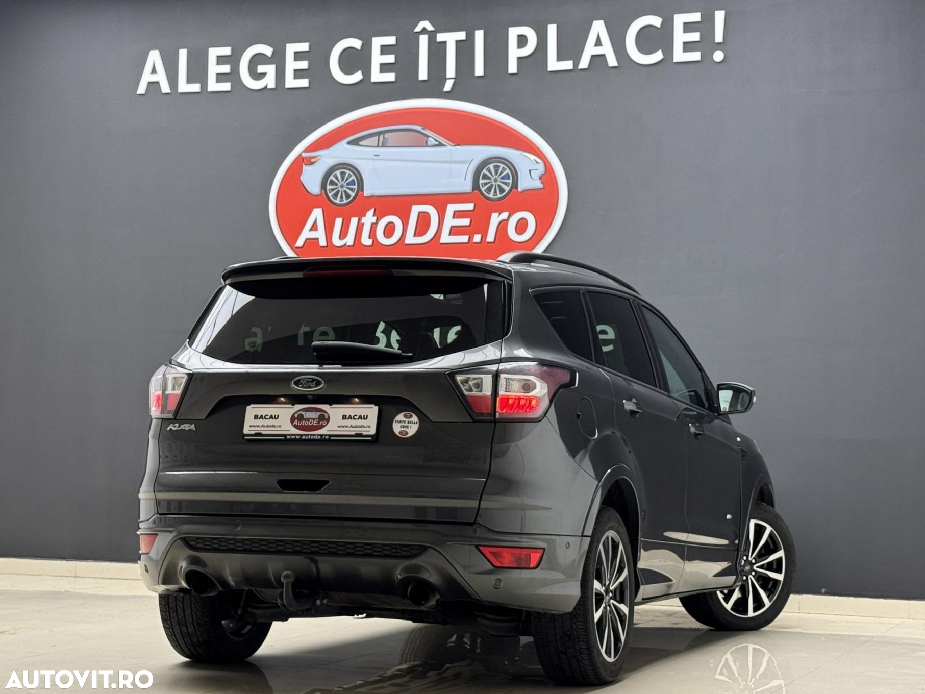 Ford Kuga - 4