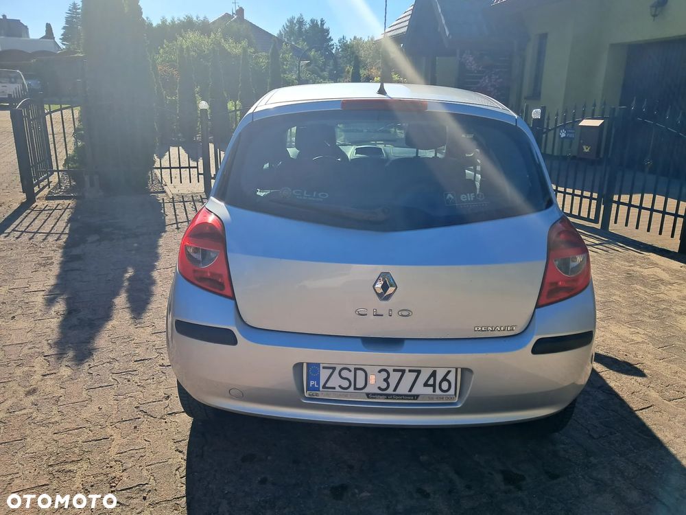 Renault Clio - 3