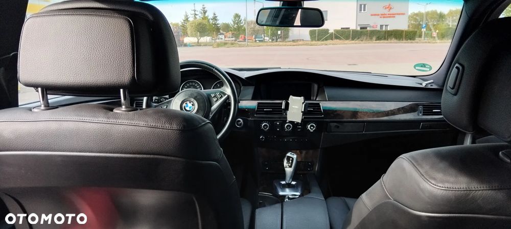 BMW Seria 5 520d Edition Lifestyle - 2