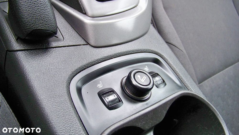 Ford Focus 1.6 TDCi DPF Start-Stopp-System Champions Edition - 16
