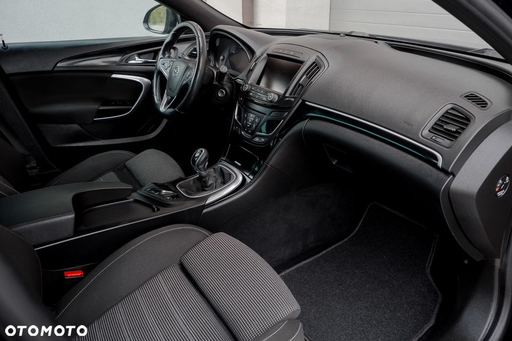 Opel Insignia 1.6 T Cosmo S&S - 29