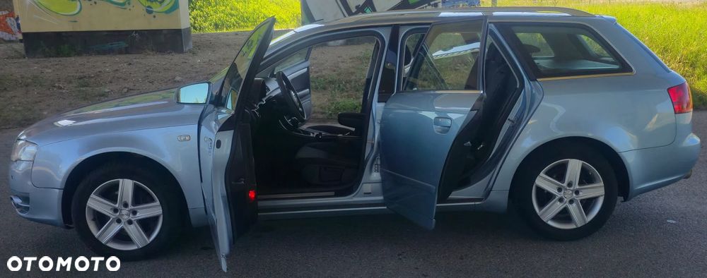 Audi A4 Avant - 19