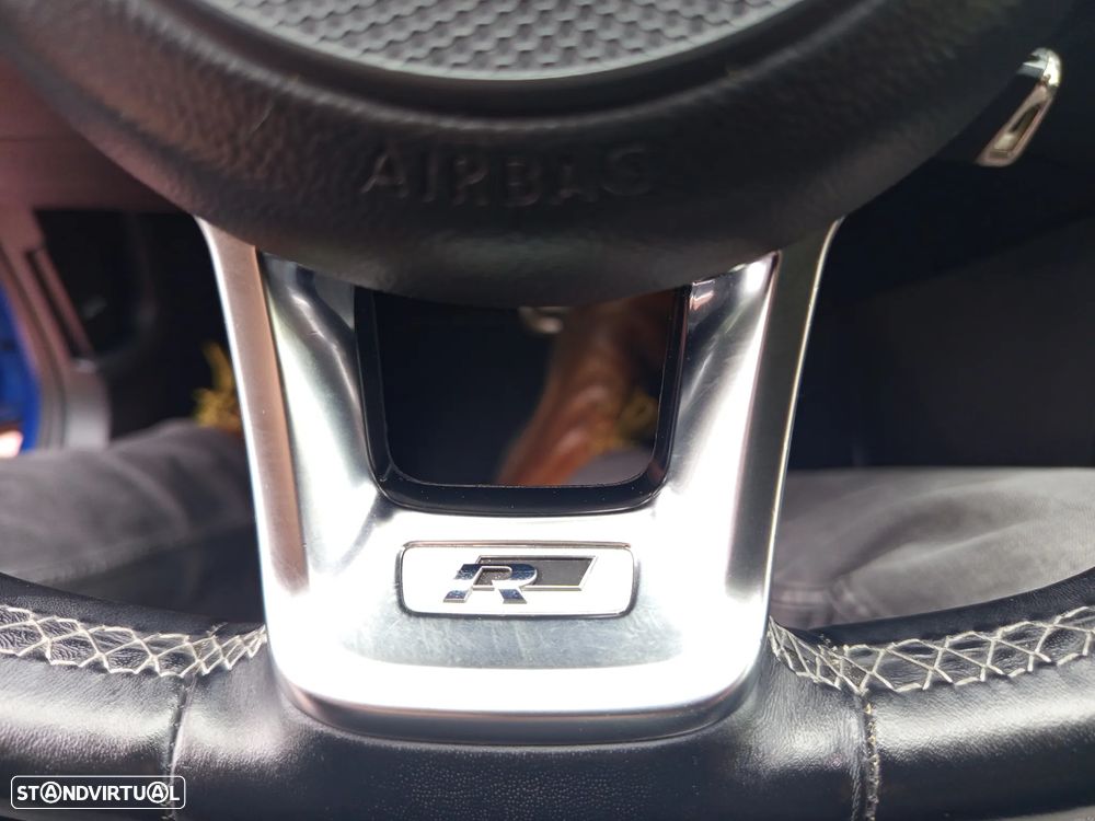 VW T-Roc 2.0 TSI OPF 4MOTION DSG R-Line - 28