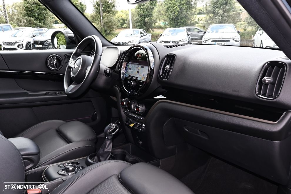 MINI Countryman Cooper SE Premium Classic Auto - 14