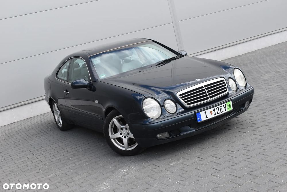 Mercedes-Benz CLK - 2