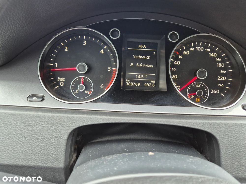Volkswagen Passat 2.0 TDI DPF Individual - 14