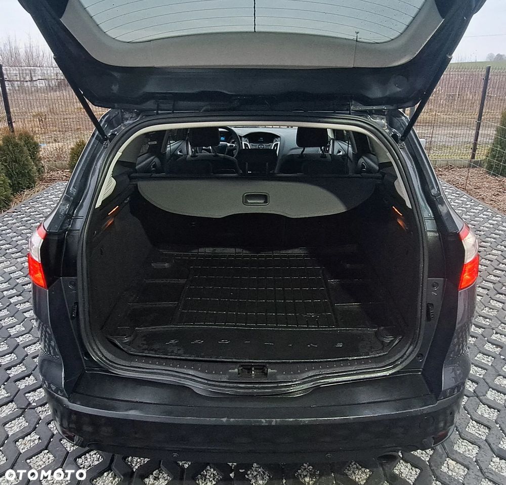 Ford Focus 1.6 EcoBoost Edition - 9