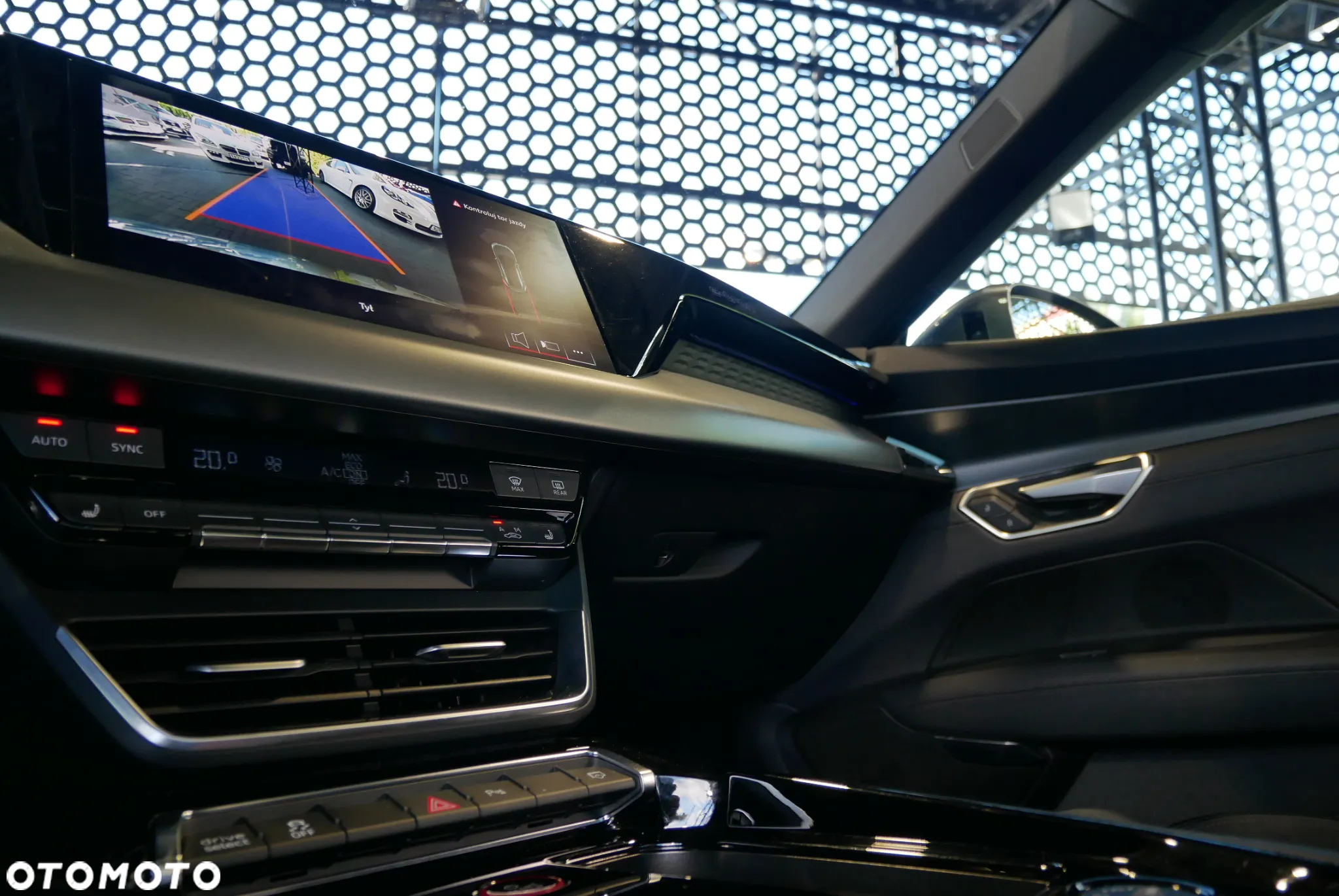 Audi e-tron GT quattro - 25
