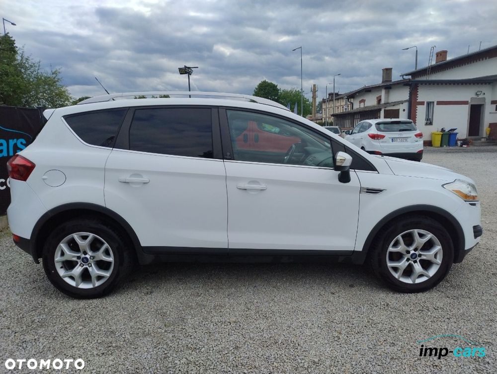Ford Kuga - 2