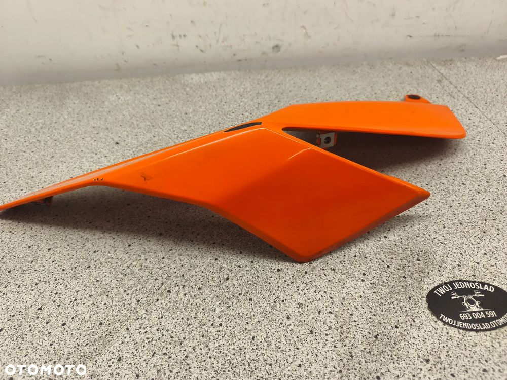 Owiewka, osłona, bok, boczek KTM Duke 125 - 6
