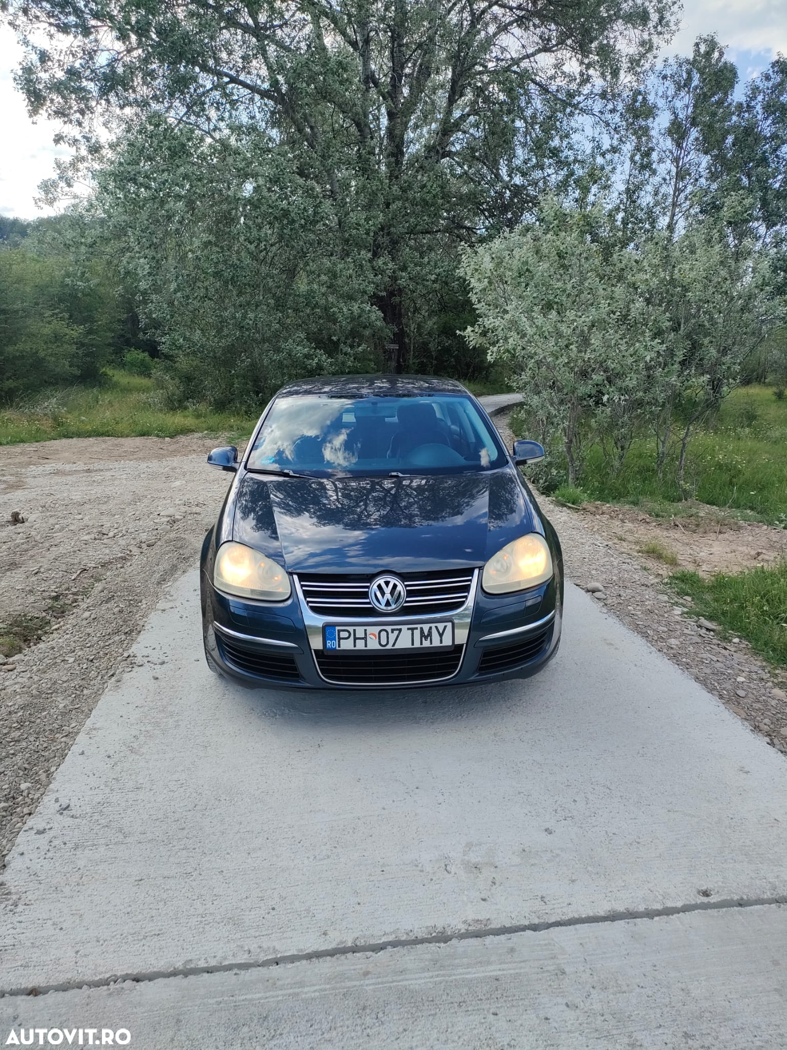 Volkswagen Jetta 1.9 TDI Comfortline - 5