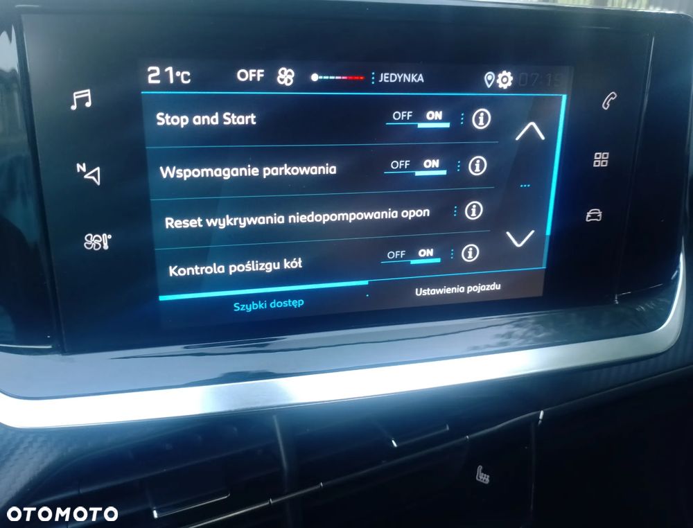 Peugeot 208 PureTech 100 Active Pack - 32