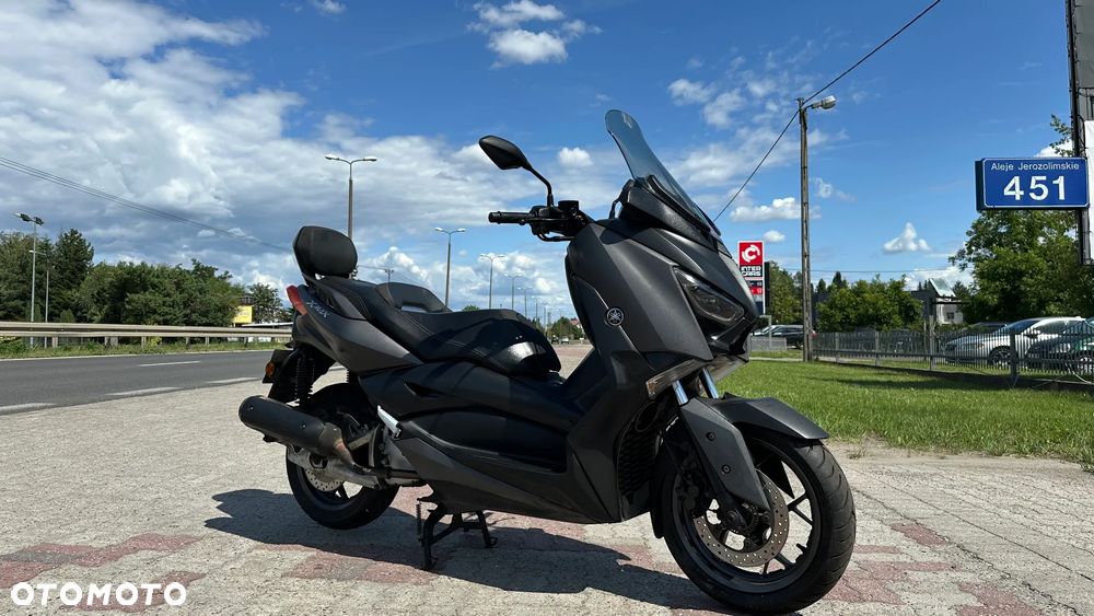 Yamaha X-max - 16