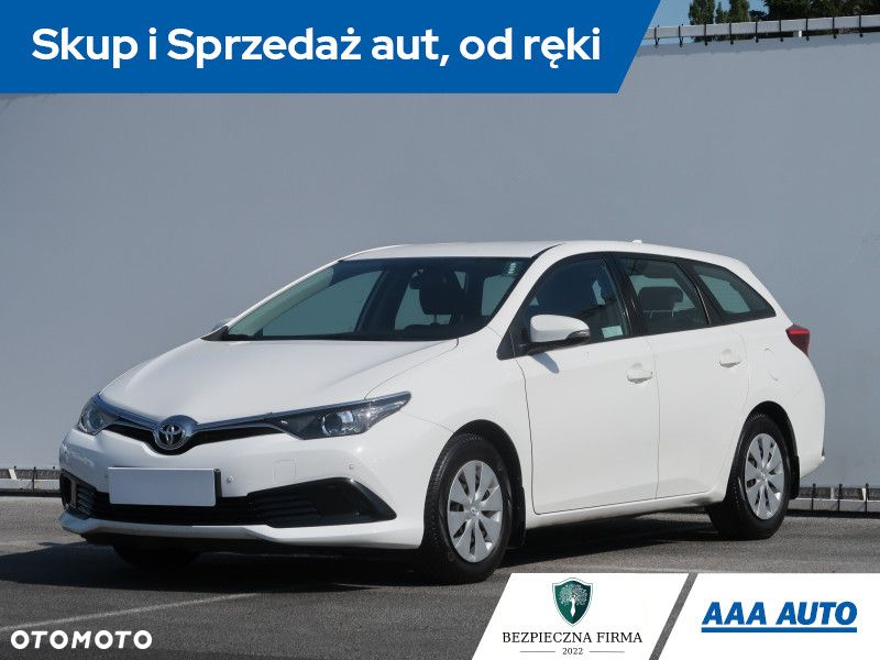 Toyota Auris - 2