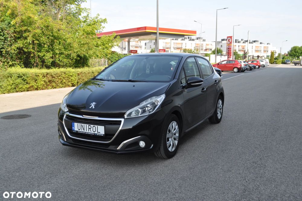 Peugeot 208 - 3