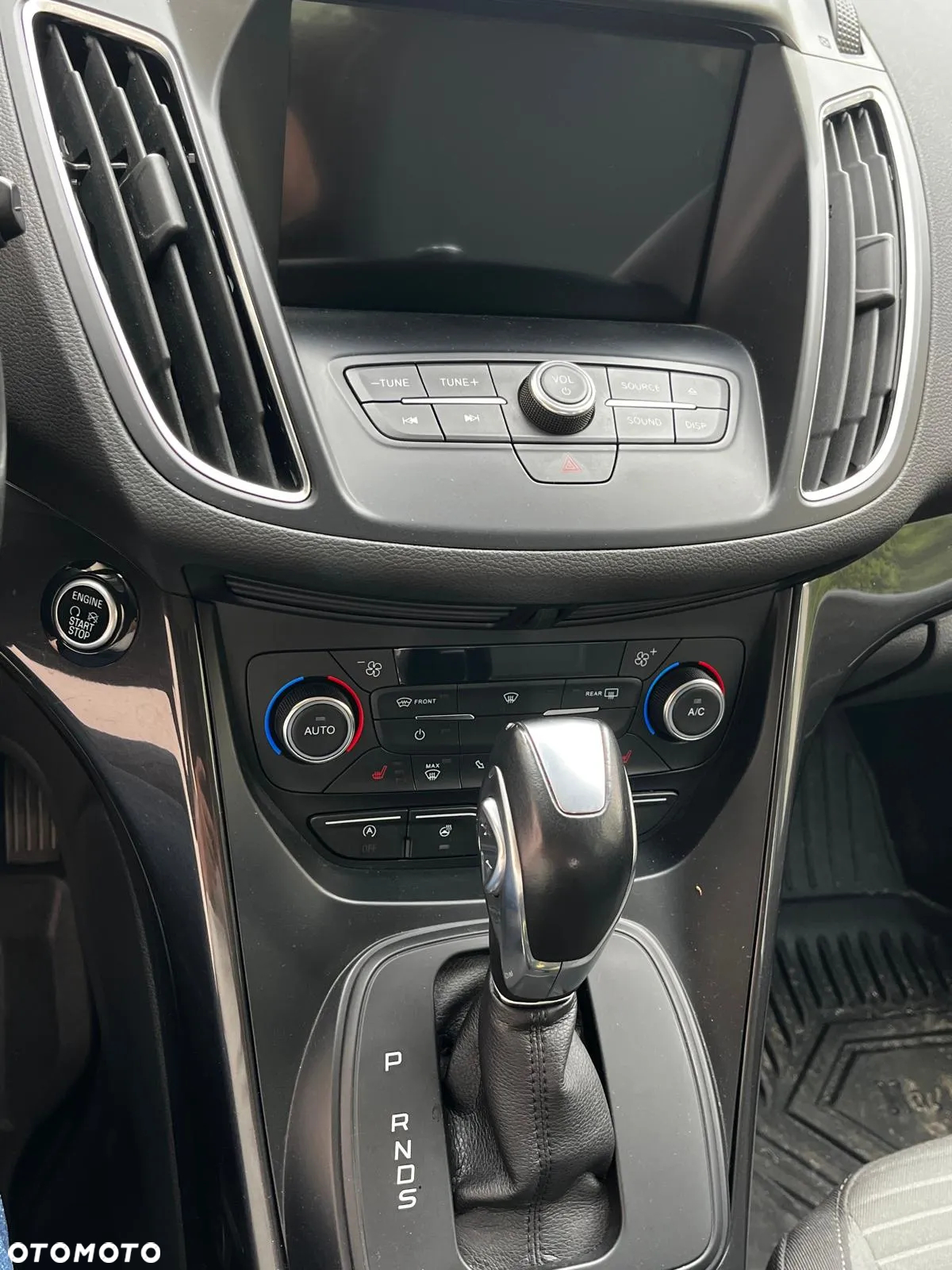 Ford Grand C-MAX - 13