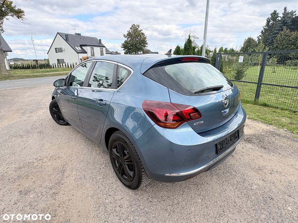 Opel Astra 1.4 T Cosmo - 3