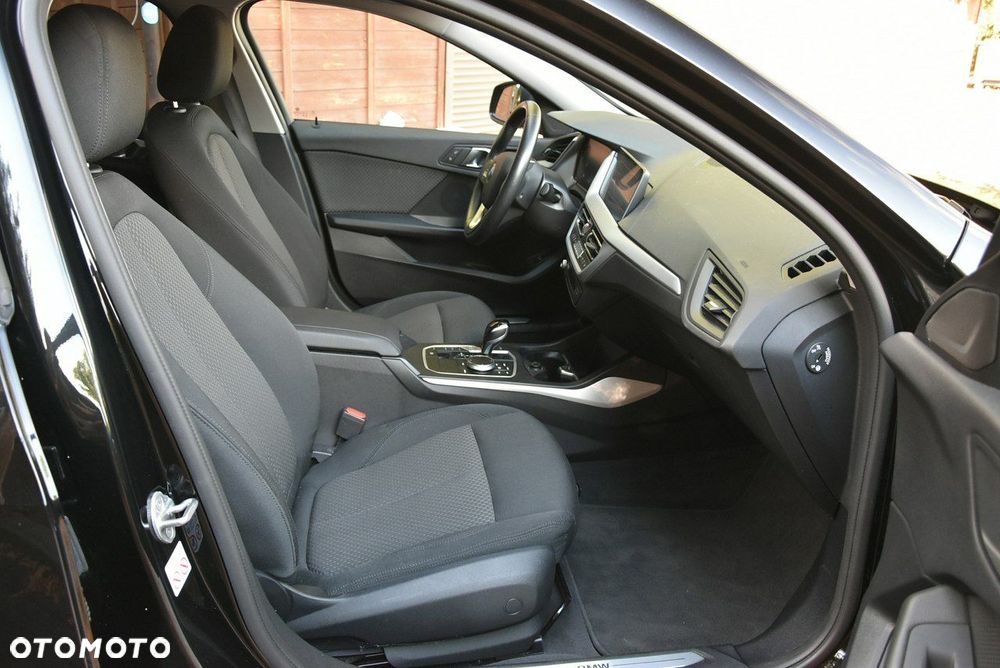 BMW Seria 1 - 12