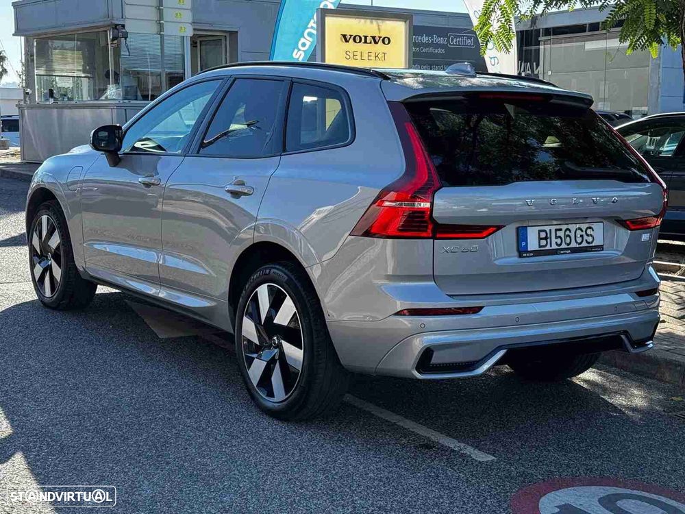 Volvo XC 60 2.0 T6 PHEV Plus Dark AWD - 4