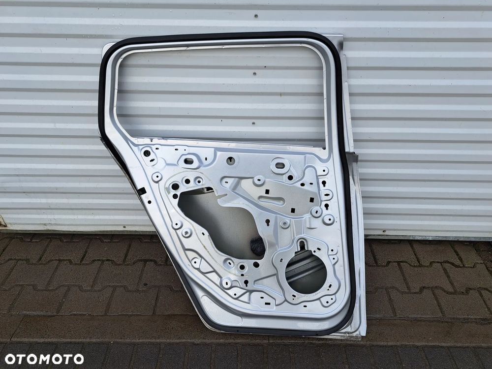 Drzwi tylne Tył lewe Opel Astra L 21- - 7