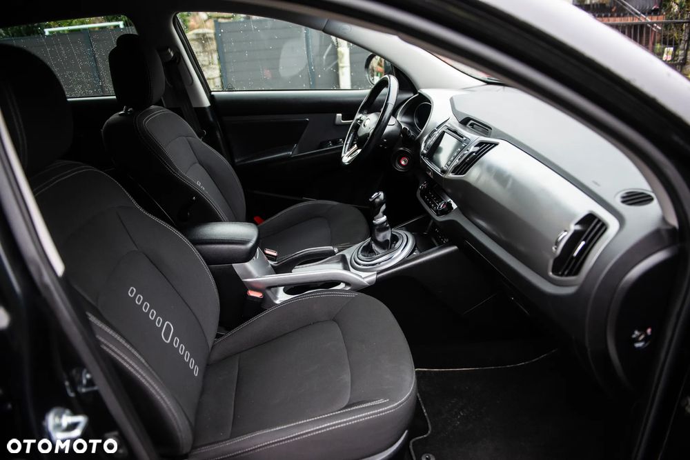 Kia Sportage 1.6 GDI 2WD Dream-Team Edition - 28