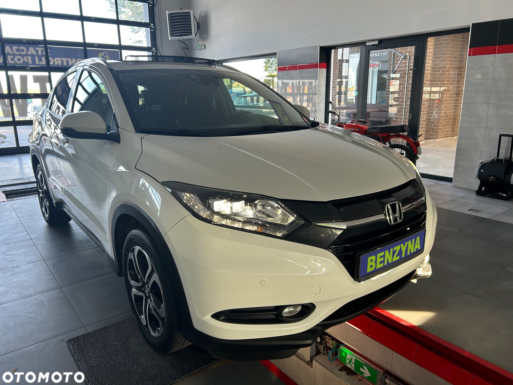 Honda HR-V 1.5 Elegance (ADAS/Honda Connect+) CVT - 11