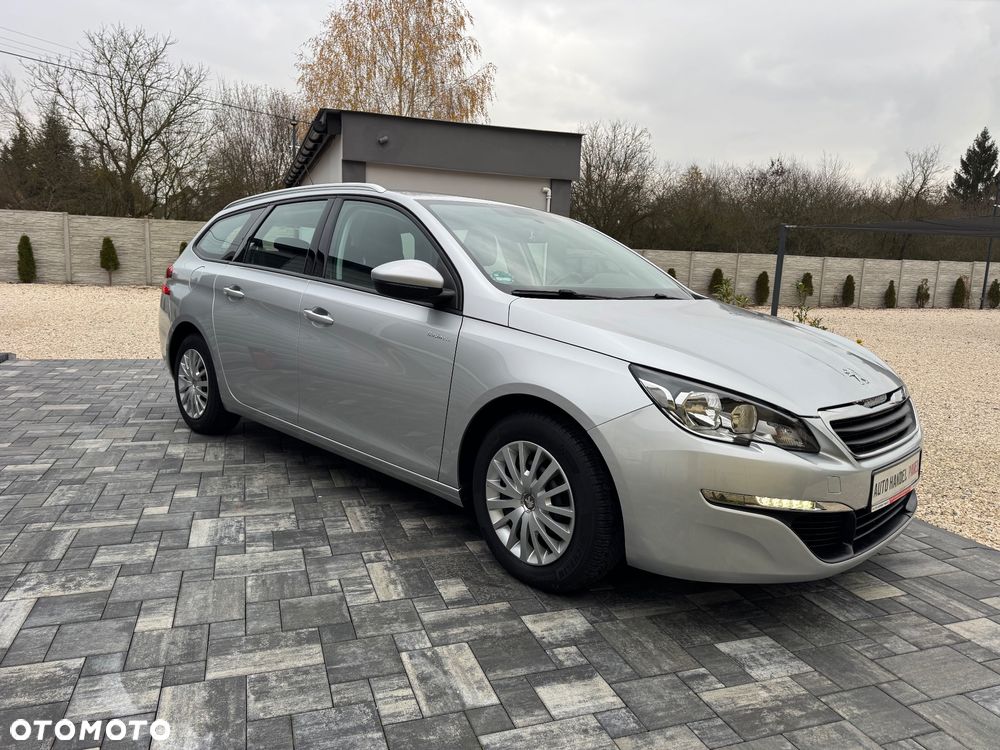 Peugeot 308 SW HDi FAP 110 (Blue Lion) Business Line Niveau 1 - 14