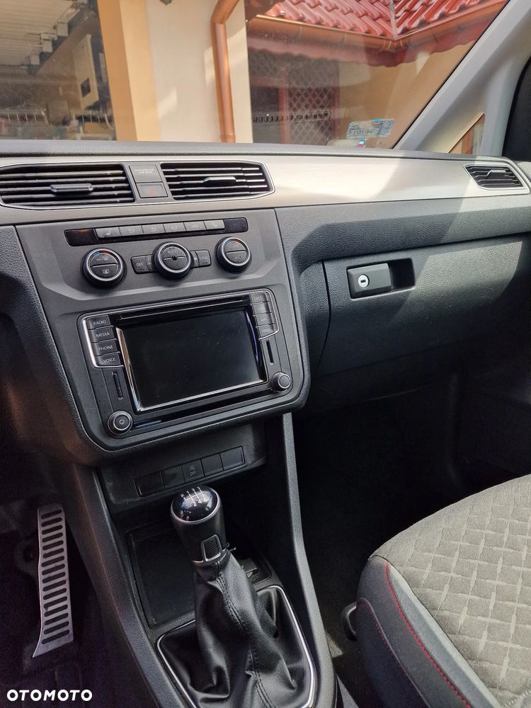 Volkswagen Caddy 1.4 TSI Highline - 11