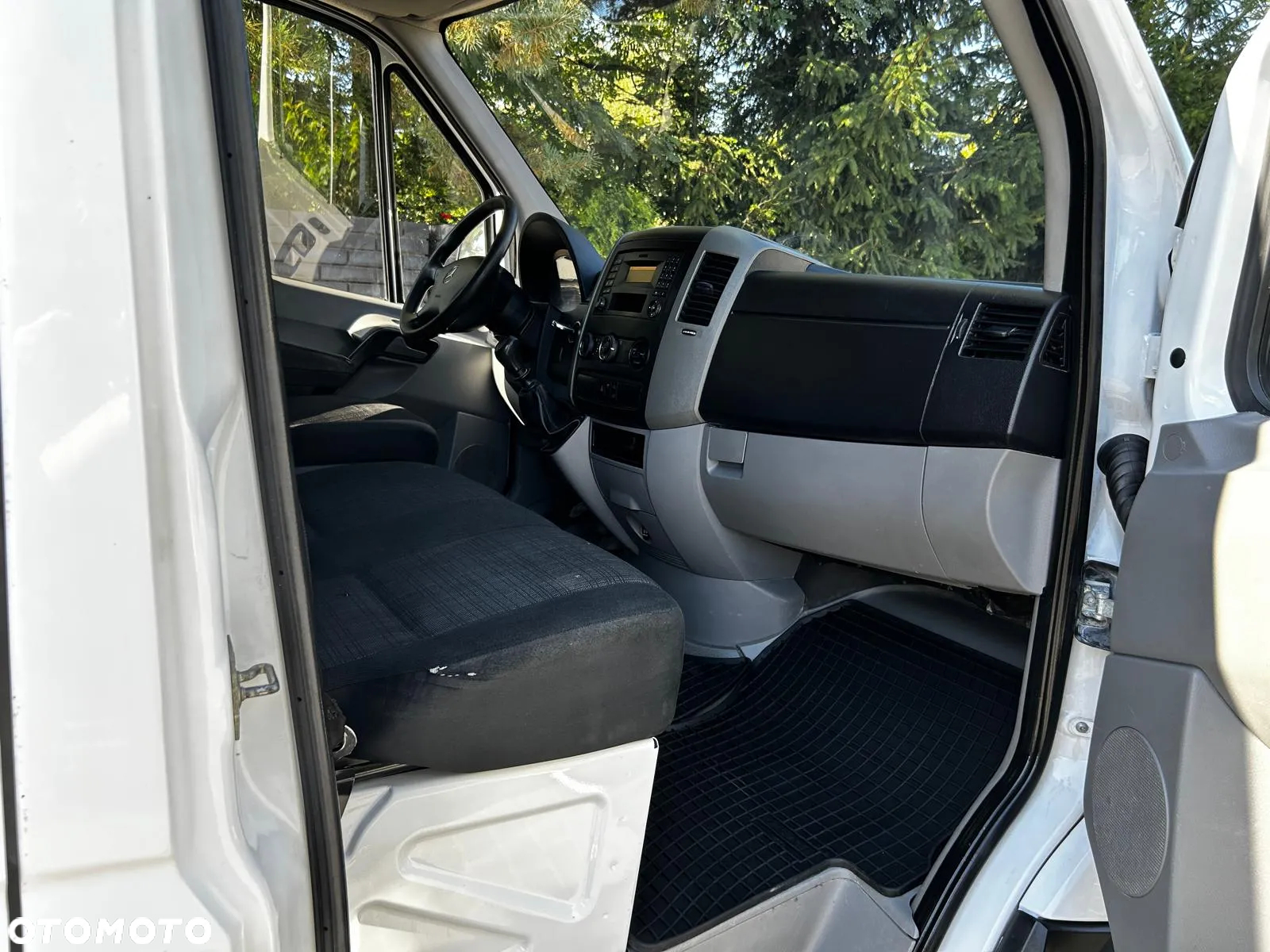 Mercedes-Benz Sprinter - 17