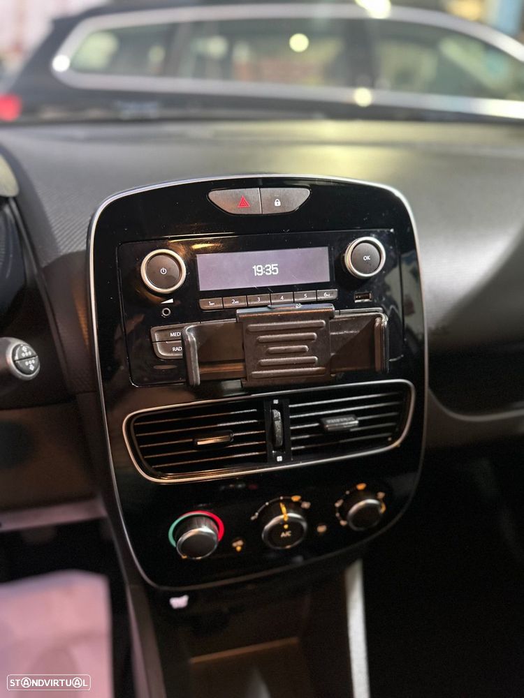 Renault Clio 1.5 dCi Zen - 9