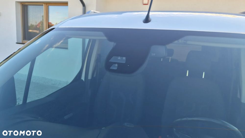Ford Tourneo Connect 1.5TDCi Titanium - 28