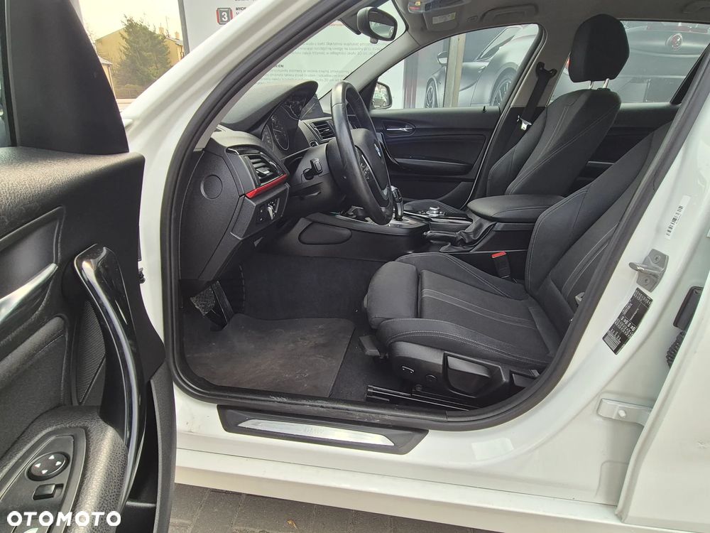 BMW Seria 1 118i Advantage - 23