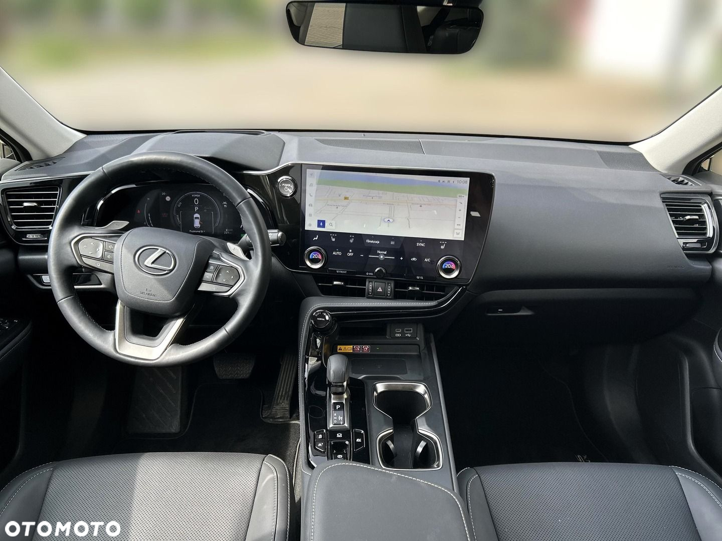 Lexus NX - 12