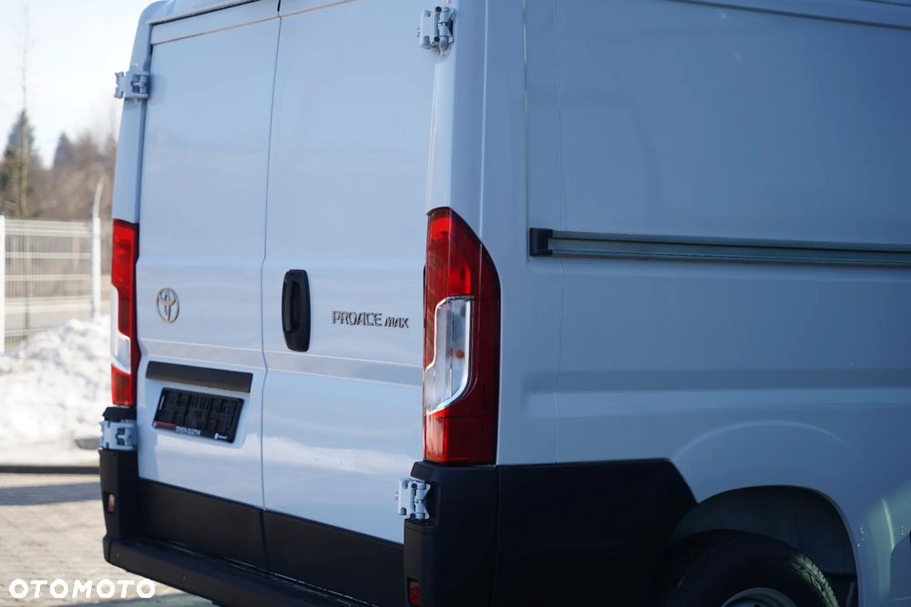 Toyota Proace Max - 13