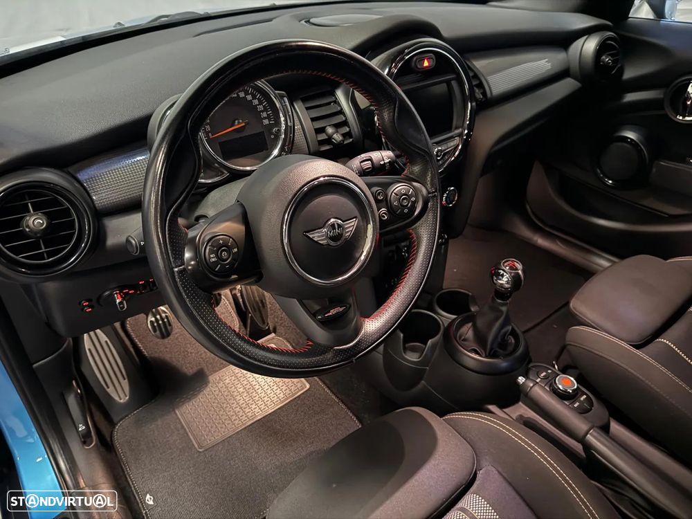 MINI 5 Portas Cooper D - 9