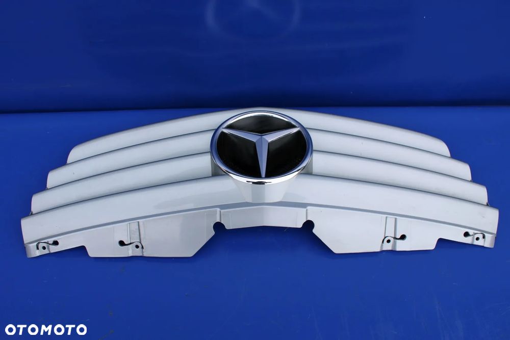 Oryginalny grill atrapa chłodnicy stan BDB OE Mercedes SL R230 W230 A2308800583 01-06r - 9