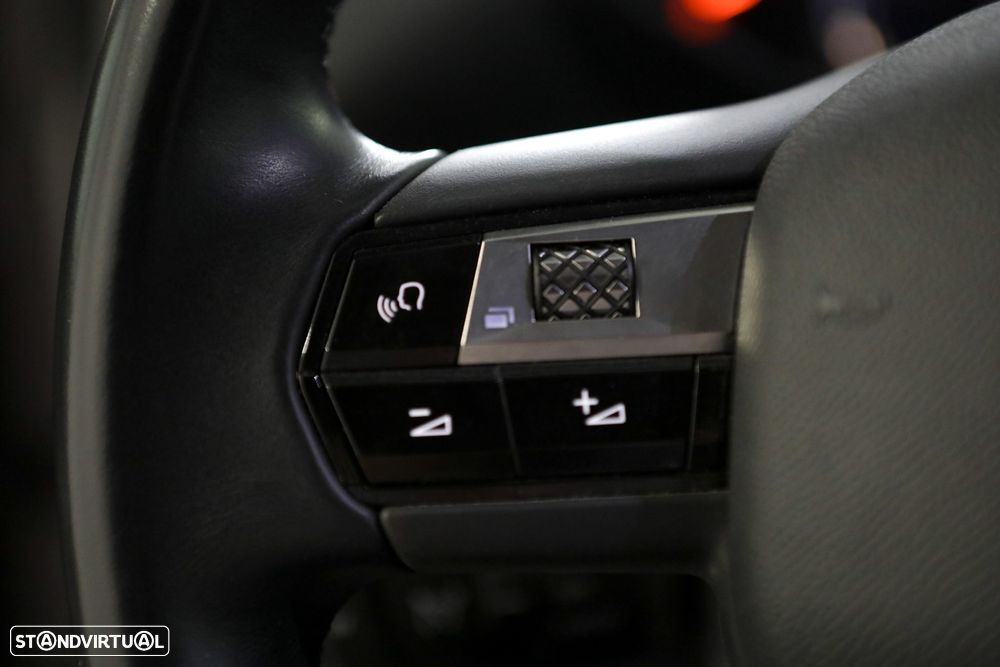 DS DS3 Crossback 1.2 PureTech Bastille - 18