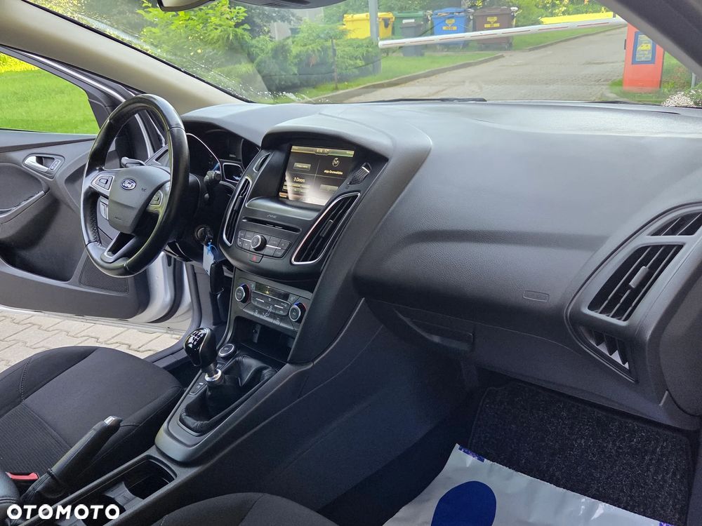 Ford Focus 1.5 TDCi ECOnetic 88g Start-Stopp-System Business - 24