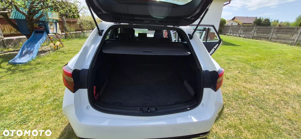 Toyota Corolla 1.8 Hybrid Comfort - 9
