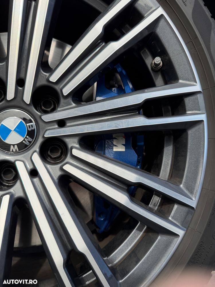 BMW Seria 3 330e Aut. M Sport - 31