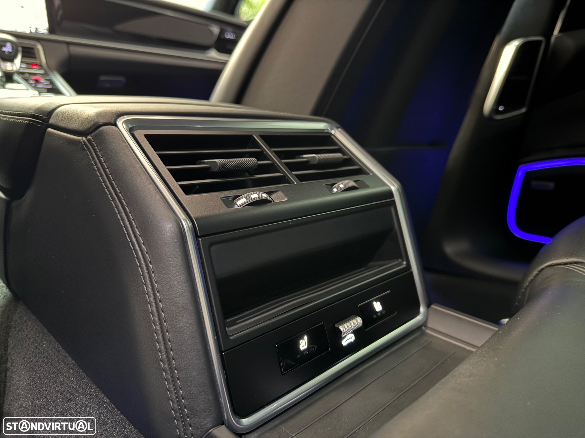 Porsche Panamera Sport Turismo 4 E-Hybrid 10 Years Edition - 20