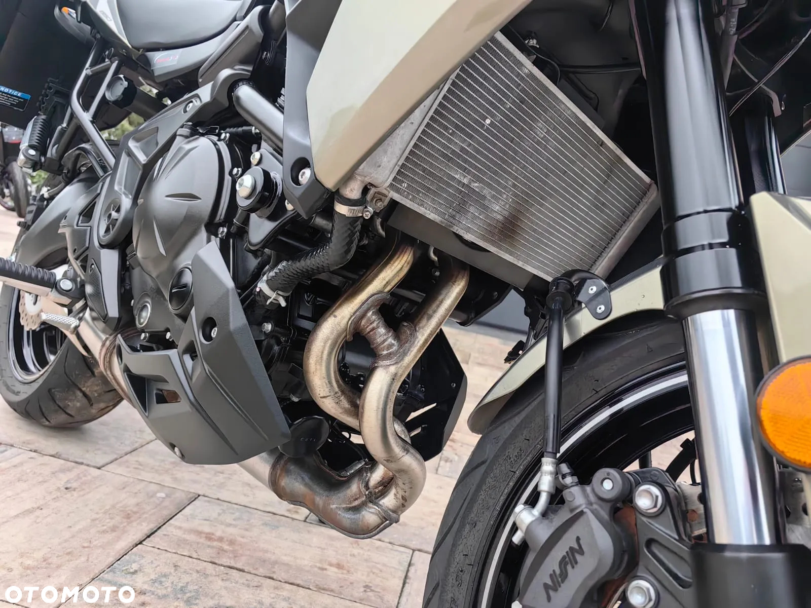 Kawasaki Versys 650 - 11